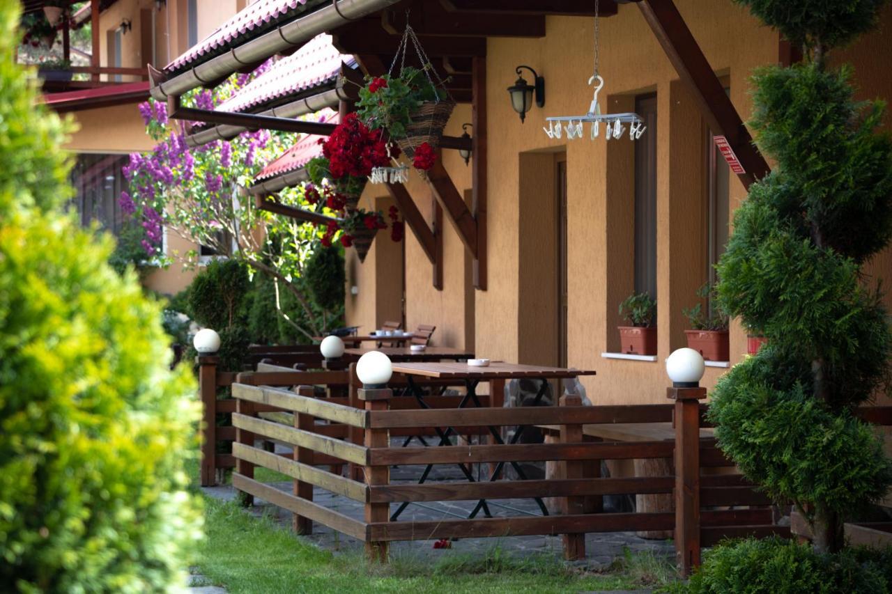 Patakmenti Panzio Spa โครุนด์ ภายนอก รูปภาพ