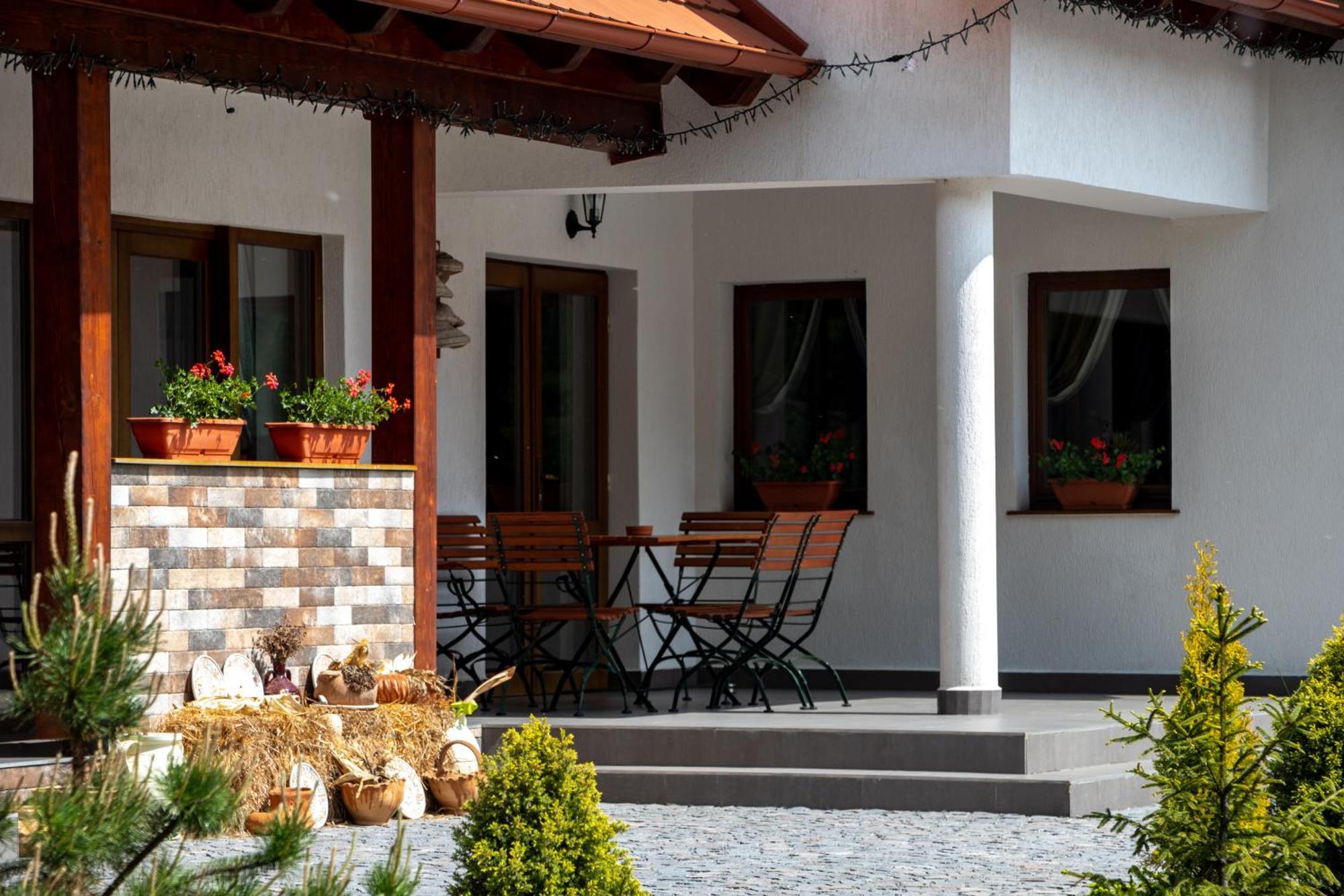 Patakmenti Panzio Spa โครุนด์ ภายนอก รูปภาพ