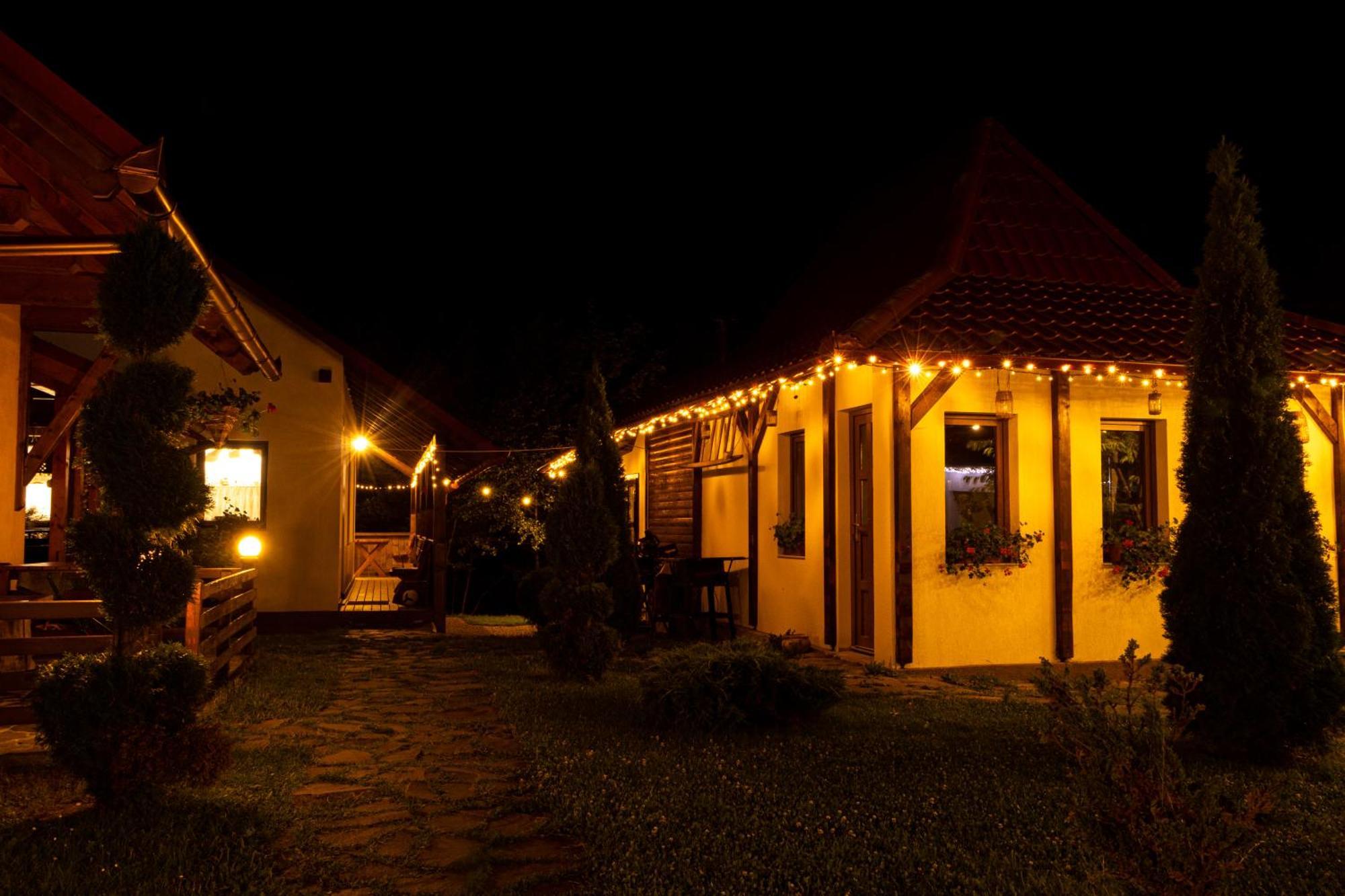 Patakmenti Panzio Spa โครุนด์ ภายนอก รูปภาพ